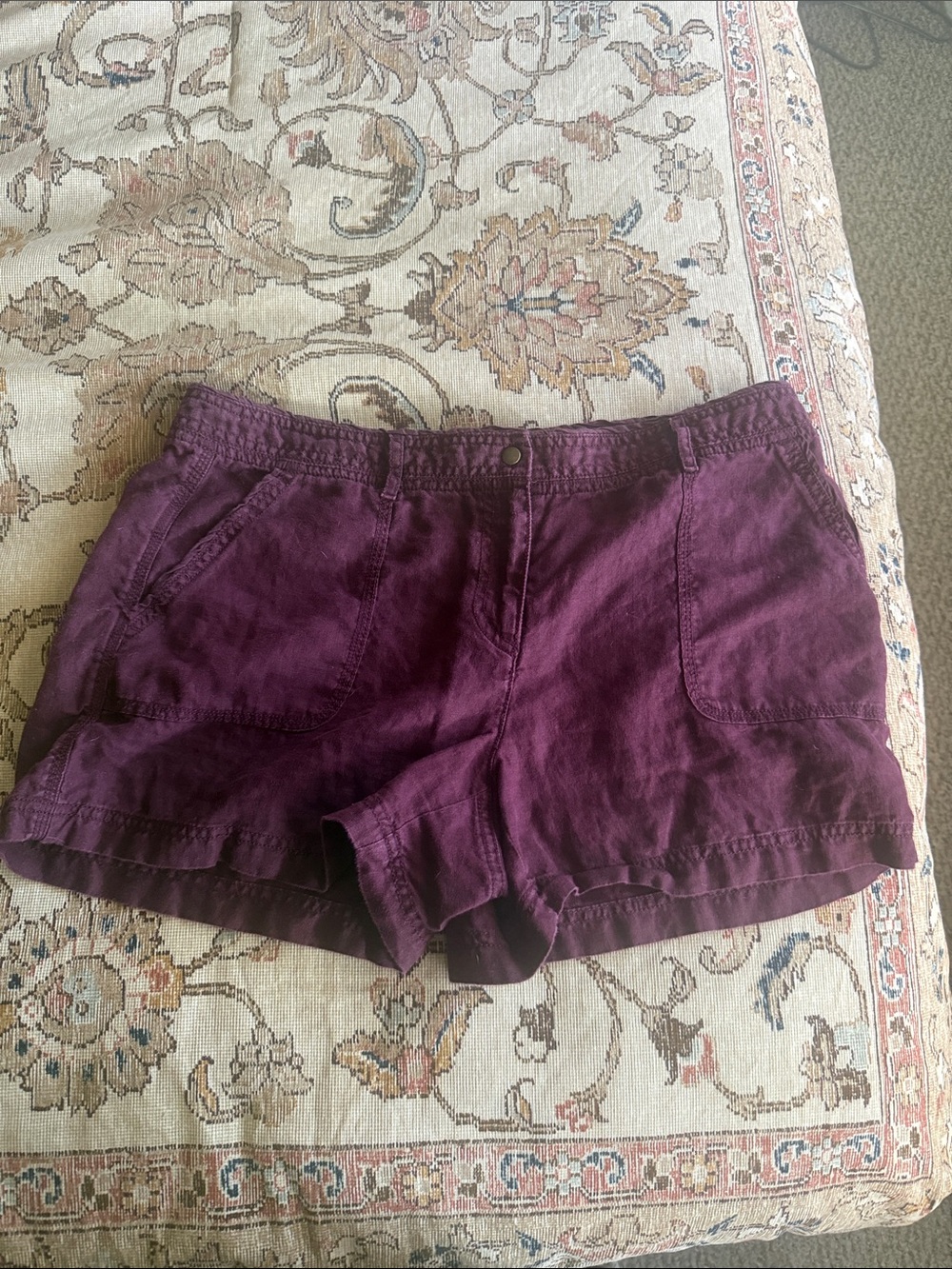 Ann Taylor Loft Size 10 Purple Shorts snap and zipper